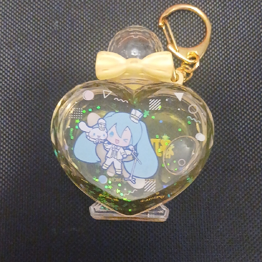 Heart-Shaped Pet Accessory with Gold Clip
